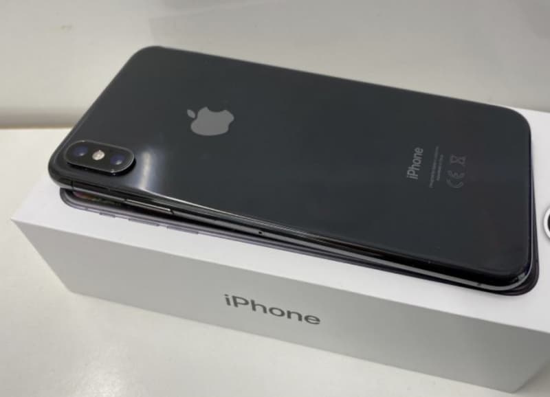 iPhone XS Max 64 GB Space Gray (Preis verhandelbar)
