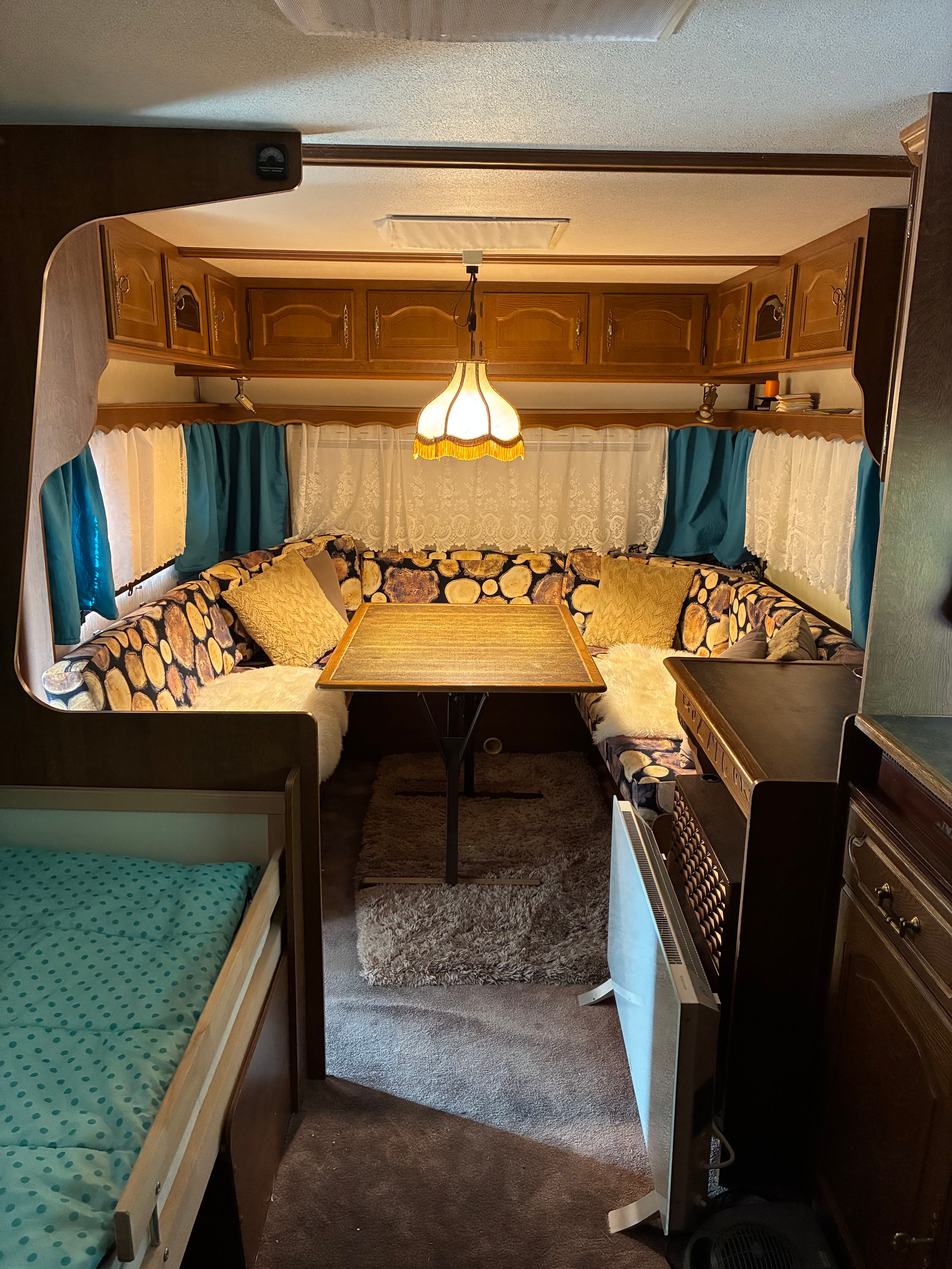 Wohnwagen auf Campingplatz in Sörenberg zu verkaufen