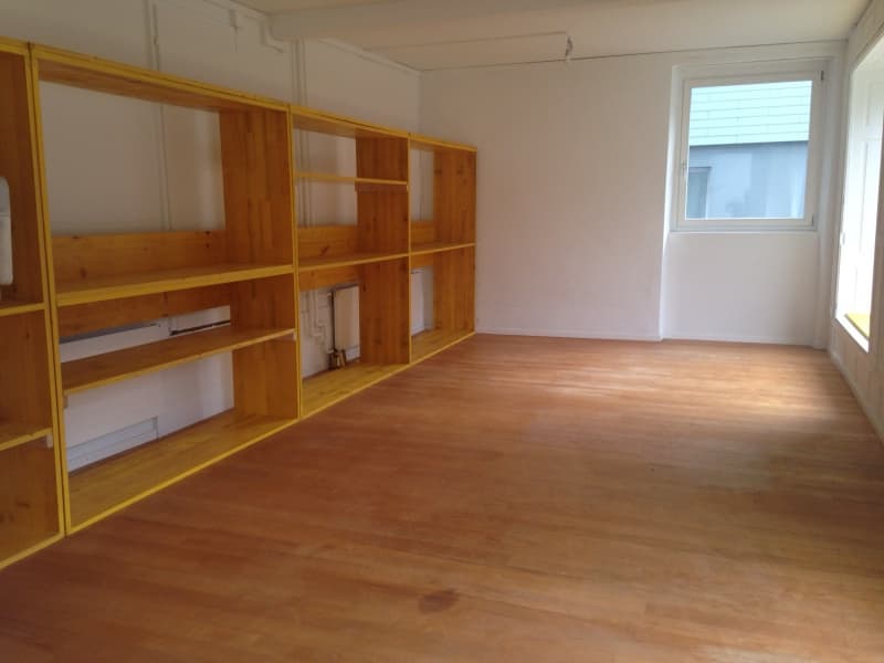 1 ½ Zimmerwohnung mit Atelier/Laden