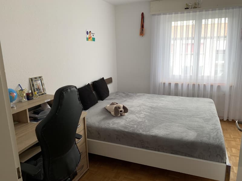 zu vermieten 4,5 Zimmer-Wohnung per 1. April 2024