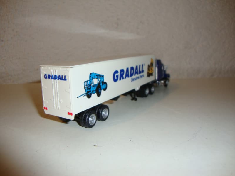 Mack Gradall Truck Trailer