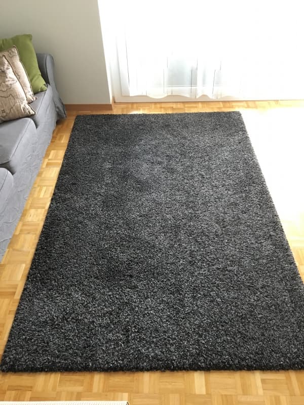 IKEA "ALHEDE" grau/schwarzer Teppich