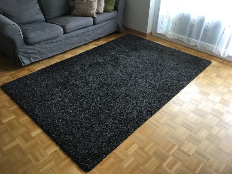IKEA "ALHEDE" grau/schwarzer Teppich