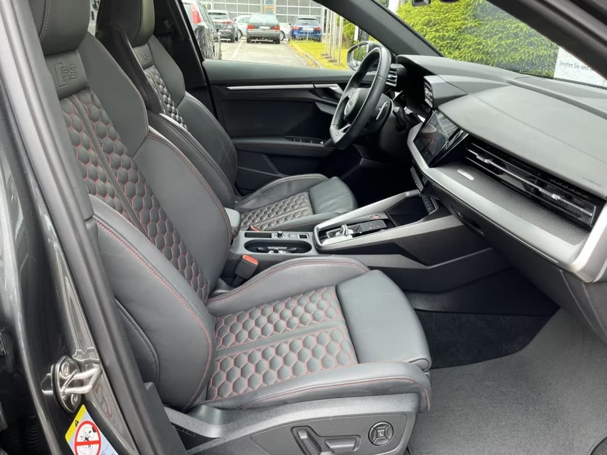 2023 AUDI RS3 Sportback 2.5 TSI quattro S-tronic