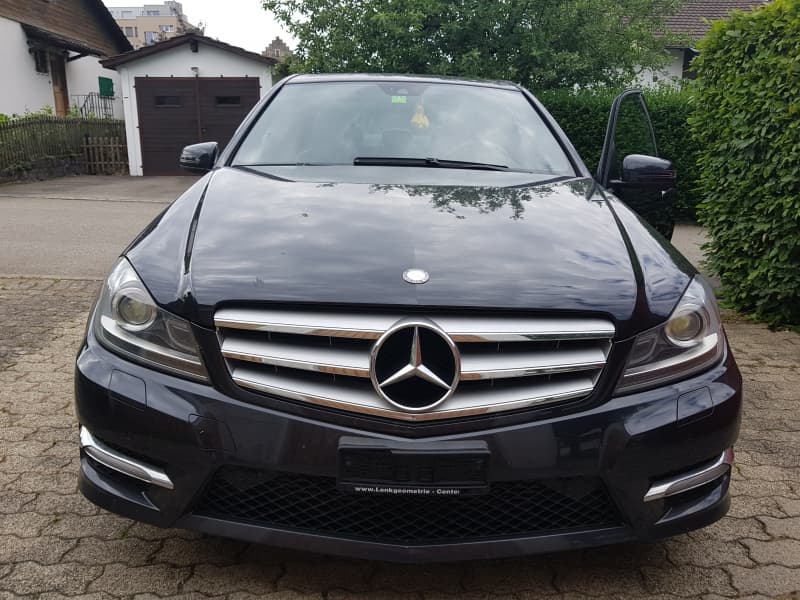 Mercedes-Benz CDI 220 Avantgarde AMG-Line
