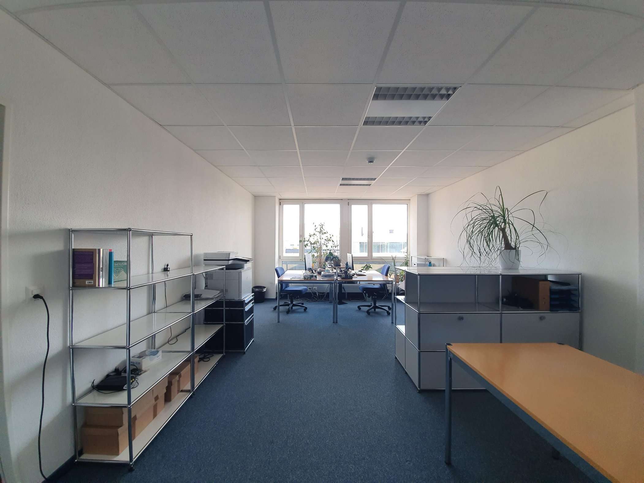 Helles, möbliertes Team-Büro (24 m²) an Top-Lage beim Toni-Areal / Hardbrücke