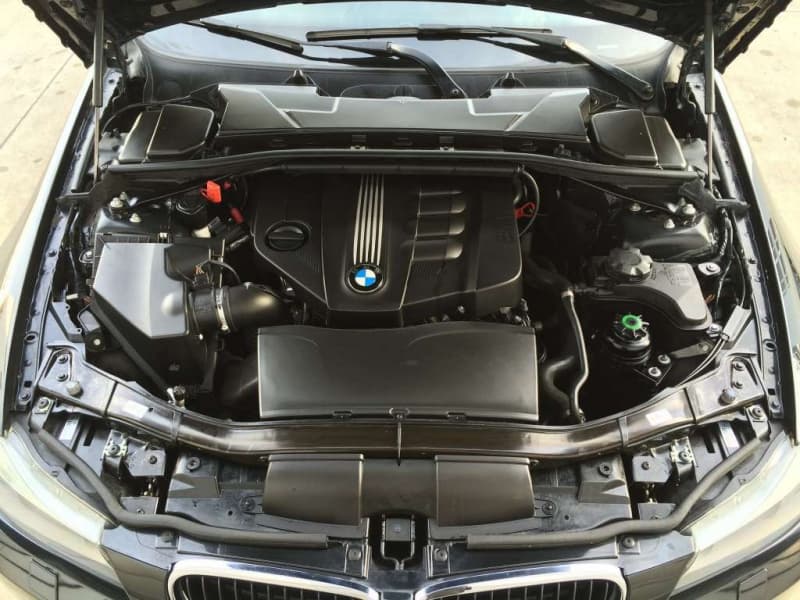 sehr schönes schwarzes BMW 320 D (Limousine), nichtraucher Auto