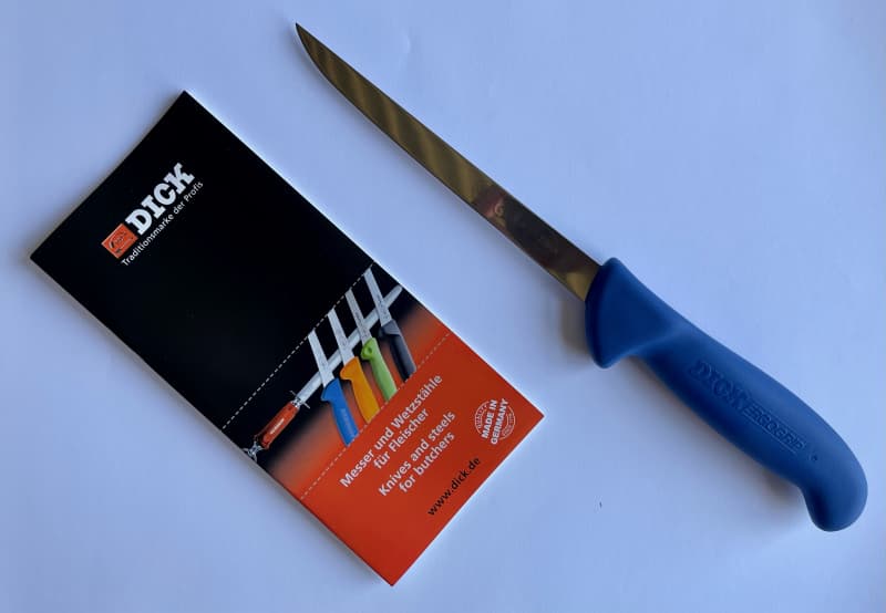 Dick Messer und Wetzstähle neu aus Restbestand 50 % Rabatt