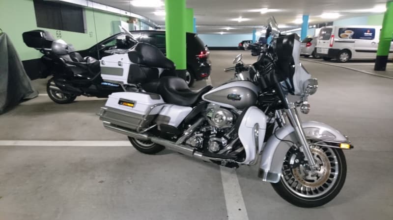 HARLEY-DAVIDSON FLHTCU Electra Glide Ultra Classic ABS