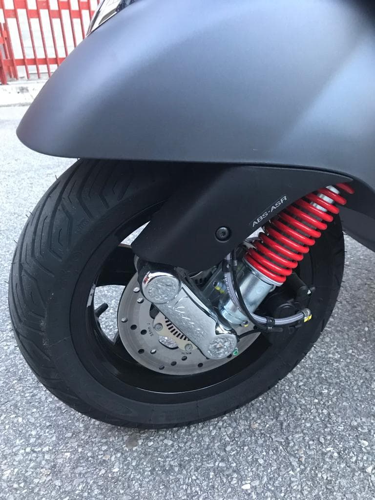 PIAGGIO VESPA GTS 300 HPE SUP.SPORT RST