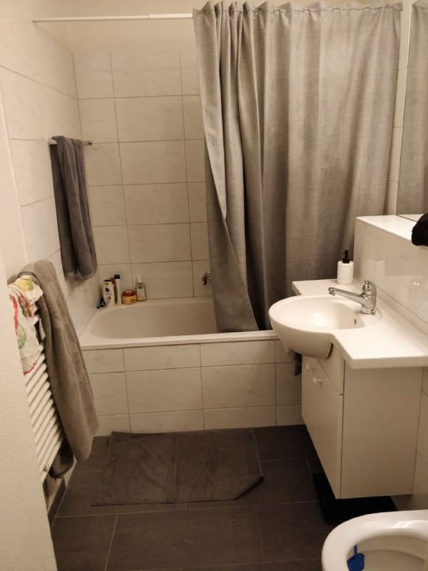 1 WG Zimmer in der Schosshalde