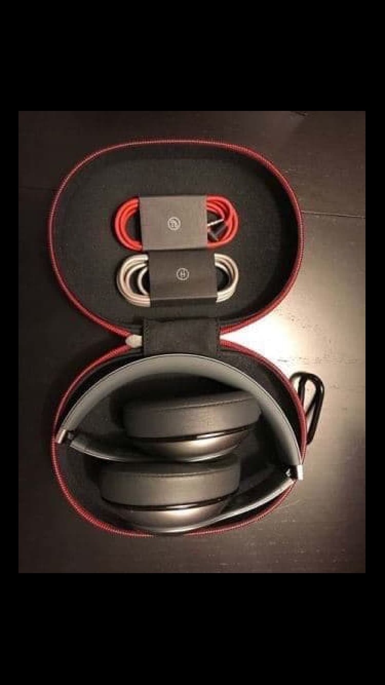Beats studio WIRELESS Kopfhörern