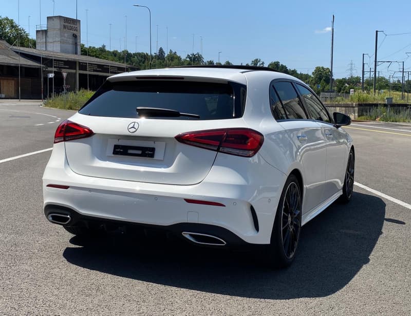 Mercedes-Benz A 200 AMG Line 7G-DCT / CH-FAHRZEUG