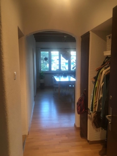 Ruhige, zentrale 3 1/2 Zi. Wohnung