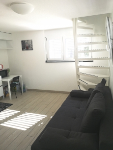 Nachmieter/in in gesucht zur einem Moderne und Helle 2-Zimmer-Woh