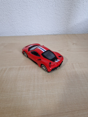 Ferrari 488 Pista 1:43