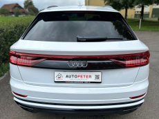 AUDI Q8 55 TFSI quattro tiptronic