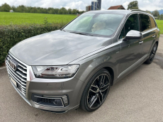 AUDI Q7 e-tron 3.0 TDI quattro tiptronic