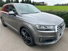 AUDI Q7 e-tron 3.0 TDI quattro tiptronic