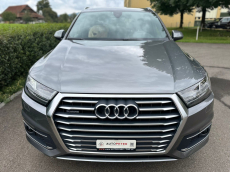 AUDI Q7 e-tron 3.0 TDI quattro tiptronic