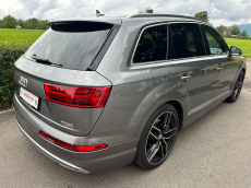 AUDI Q7 e-tron 3.0 TDI quattro tiptronic