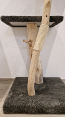 Kratzbaum NEU aus thurgauer Natur-Holz, 137cm, Katzenbaum