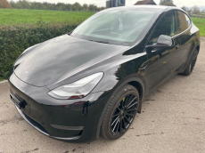 TESLA Model Y Long Range