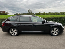 SKODA Superb Combi 2.0 TDi Sport Line 4x4 DSG