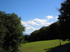 3.5-Zimmer-Gartenwohnung, UG mit Seeblick und im Grünen