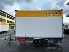 HUMBAUR 3.5T Kasten mit Hebebühne