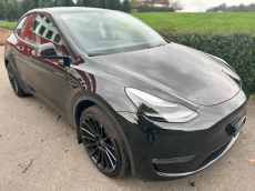 TESLA Model Y Long Range