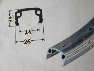 Ein Paar Alesa Alu Felgen 24 Zoll Räder 6 Gang