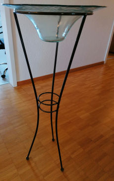 Glas-Blumenständer mit Metallfuss, ca. Ø 38cm