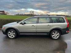 VOLVO XC70 D5 AWD Momentum