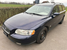 VOLVO V70 2.4 Kinetic