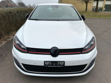 VW Golf 2.0 TSI GTI Performance DSG