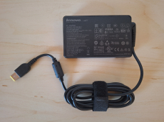 Notebook 135W Netzteil Lenovo (Slim Laptop AC Adapter)