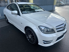 MERCEDES-BENZ C 220 CDI AMG Line Coupé 7G-Tronic White Edition1