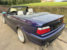 BMW 320i Cabrio Sport