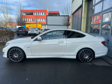 MERCEDES-BENZ C 220 CDI AMG Line Coupé 7G-Tronic White Edition1