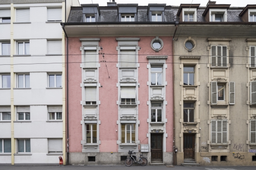 Sanierte Altbauwohnung mit Gartenanteil