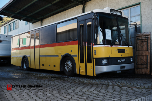 Postauto zum Wohnmobil umgebaut