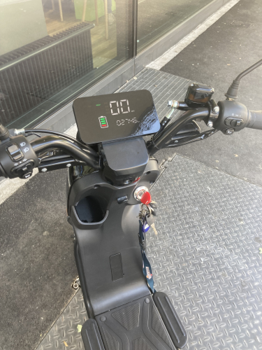 Scooter Akku bis weite 80kmh und schnell 45 fähr es