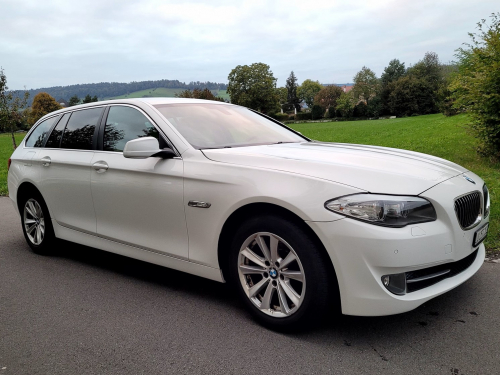 BMW 520d Touring Steptronic Kombi