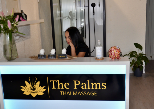 The Palms THAI MASSAGE ab CHF 90.- bei Ninni