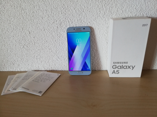 Samsung Galaxy A5 (2017), 32 GB inkl. Zubehör