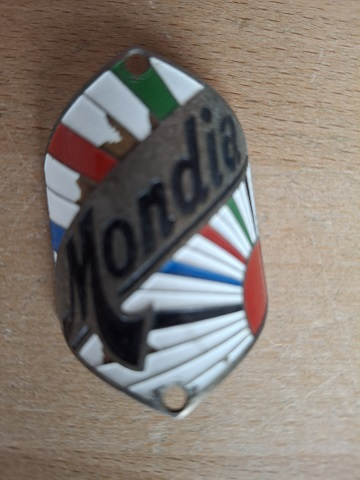 Mondia Velo Steuerkopf  CH  Schild Emblem